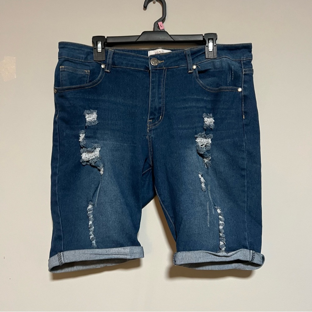 1826 Womens Plus Size 18 Denim Jeans Factory Distressed Rolled Hem 5 Pockets
